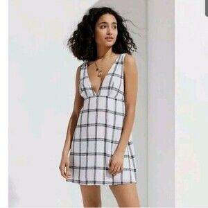 Urban Outfitters Plaid Breezy Plunging Linen Mini Dress Size Medium